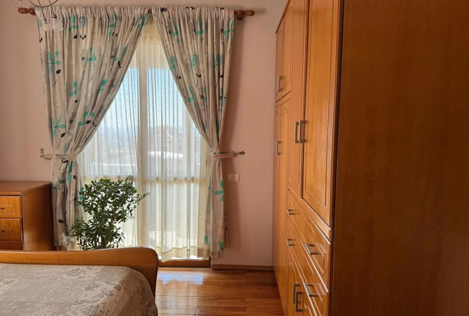 Apartment With Panoramic View, Number 12 Tirana